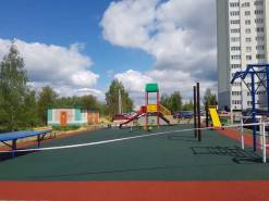 Монтаж бесшовного резинового покрытия в городе Орле