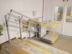 Подъемник в Психоневрологическом интернате №3